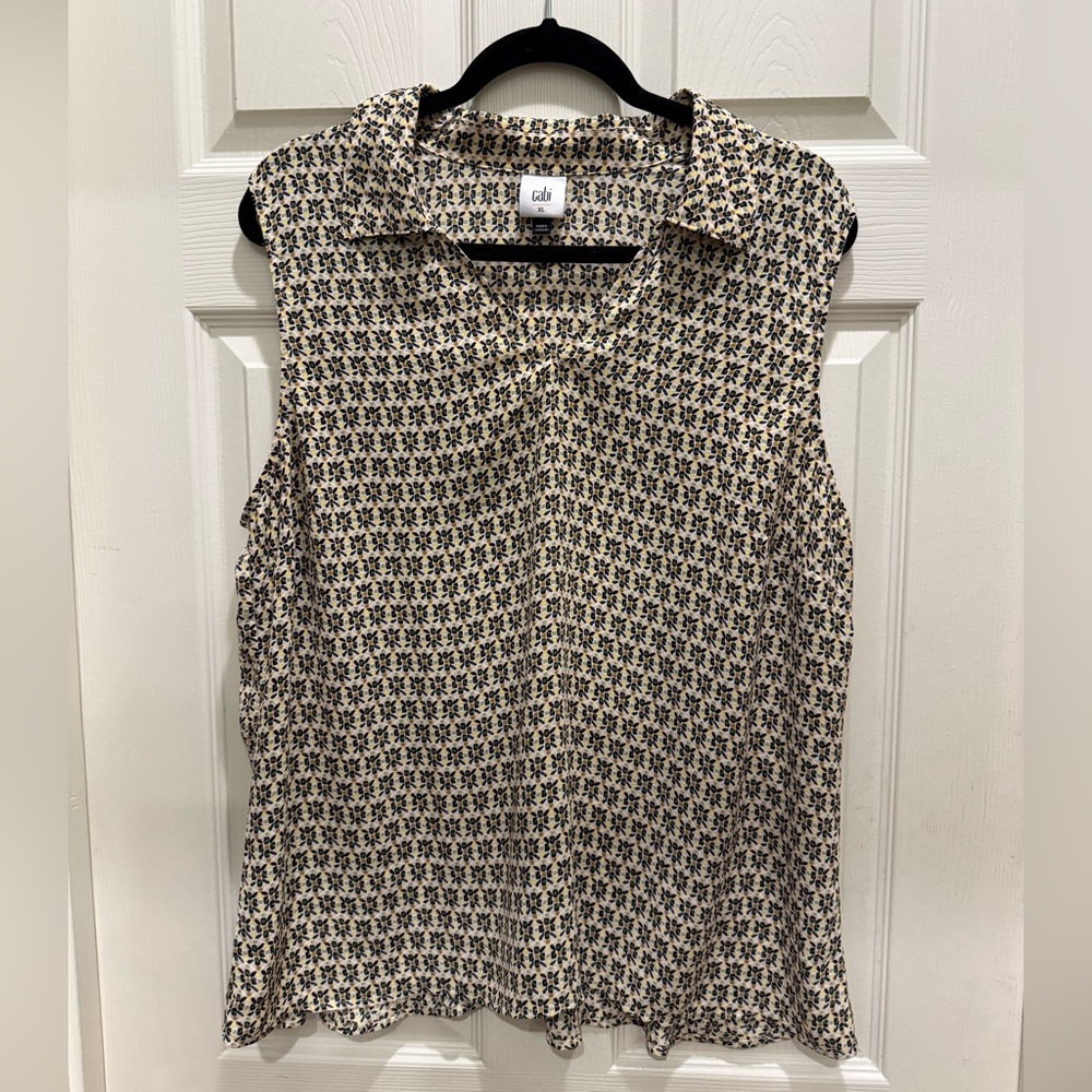 CAbi Bitmap Black and White Patterned Sleeveless Blouse